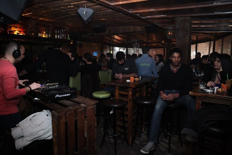Fertil Pub on Saturday Night